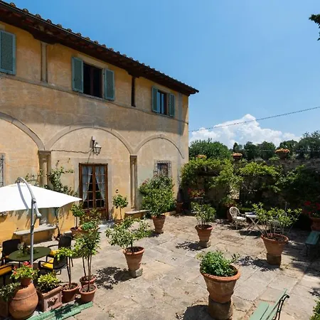 Le Pergole- بيت ضيافة